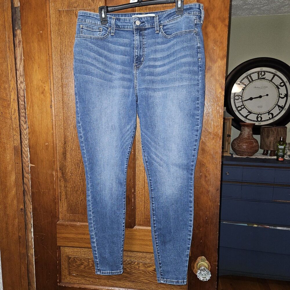 Signature Levi Strauss Gold Women's 18 Mid-Rise Skinny Jeans Whisker W 36 X L 28